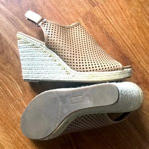 Wedge sandals